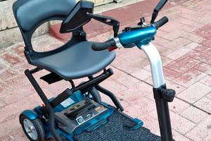 SCOOTER ELETTRICO PIEGHEVOLE X ANZIANI.FUORIGROTTA