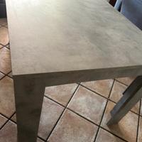 Tavolo da cucina color cemento + 4 sedie