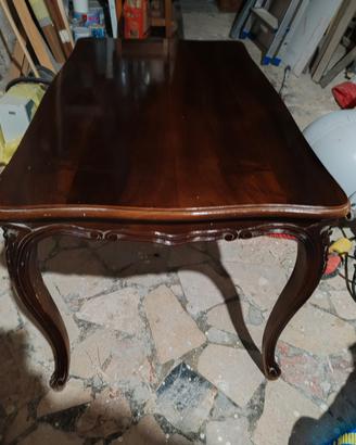 Tavolino da salotto anni 40 in legno intagliato