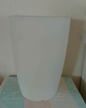 Vaso fluo bianco da giardino