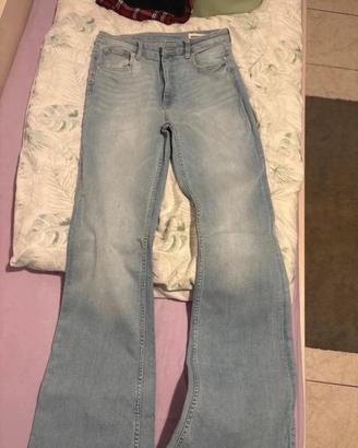 pantaloni a zampa