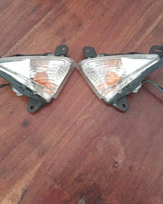 frecce anteriori Kawasaki er6n