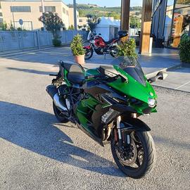 Kawasaki Ninja H2 SX FF88094