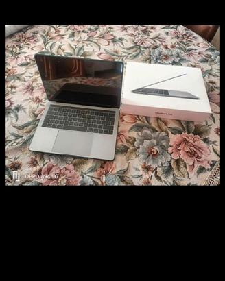 macbook pro 2018 i5
