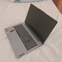 Lenovo portatile pari al nuovo – comprato da poco