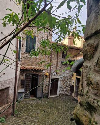 Appartamento di 70 m² con 3 locali a Pisoniano