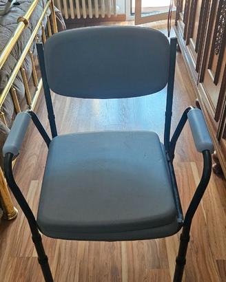Sedia  comoda per disabili