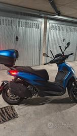 scooter Beverly 400