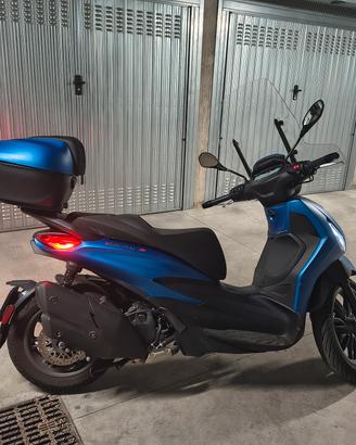 scooter Beverly 400
