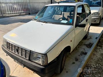 LANCIA Y 10 per ricambi usati