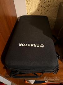 Custodia rigida Traktor originale