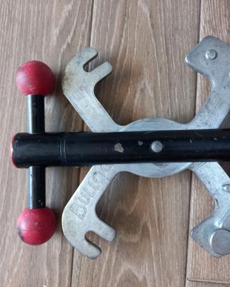 Antifurto per auto Bullock