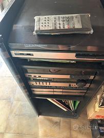 Giradischi AIWA vintage con stereo