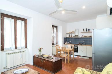 2 LOCALI A ROMA
