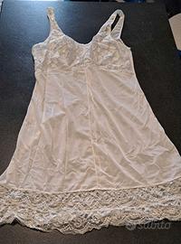 Lingerie intimo notte con pizzo