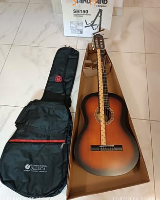 Chitarra Classica + Accessori NUOVA €100