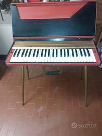 Pianoforte organo elettrico portatile a valigia