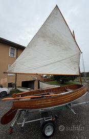 Dinghy in legno 4 m con carrello stradale Cresci +