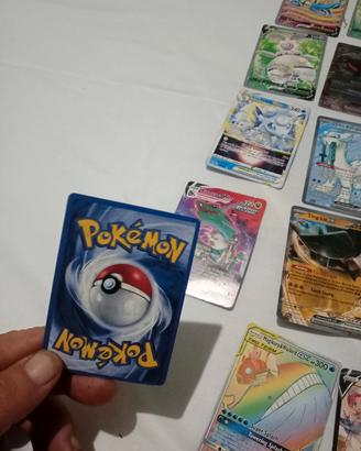 carte da gioco bernout e pokemon