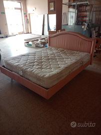 LETTO IMBOTTITO CON MATERASSO 