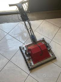 Battipiastrelle Livellamento