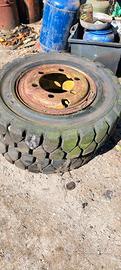 Gomme x muletto marca solideal 7.50x 16 con cerchi