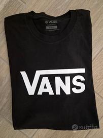 T-shirt maglia nera Vans