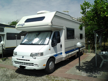 Camper tenuto in maniera maniacale