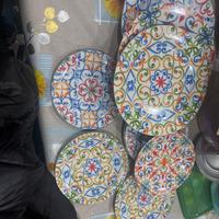 Piatti di porcellana