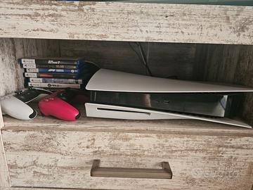 PS5+2 controller con vari giochi
