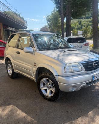 Suzuki Grand Vitara 1.9 DDiS 3 porte