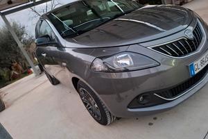 Lancia Ypsilon Hybrid