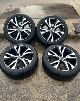 Cerchi in lega volvo r 18