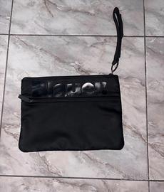 Pochette Blauer