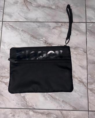 Pochette Blauer