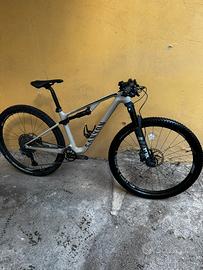 Canyon Lux CF SLX – taglia S (50 cm) – anno 2023 🚀