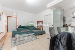 TRE LOCALI CON BOX E CANTINA