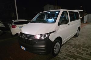 Volkswagen Caravelle 2.0 TDI 110CV 9P IVA esposta
