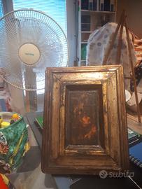 Antico guerriero con elmo