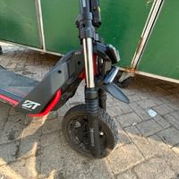 Monopattino elettrico Segway ZT3 PRO 2026