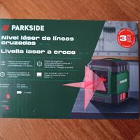 Livella laser Parkside con supporto a morsetto 