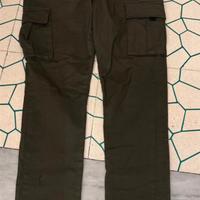 Pantaloni cargo