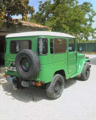 TOYOTA BJ 42