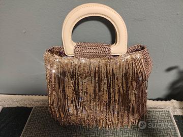 borsa fatta a uncinetto