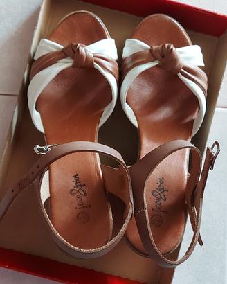 Sandali con tacco colore taupe/bianco N. 38
