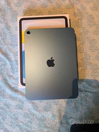 iPad A16 128 GB Wi-Fi + Logitech Slim Folio