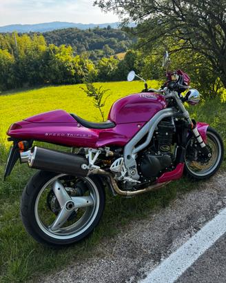 Triumph 955i