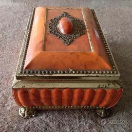 Scatola di latta Vintage 