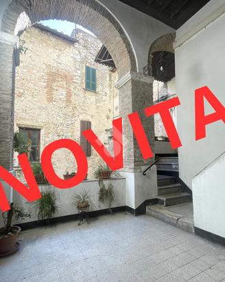 2 LOCALI A NARNI