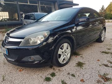 Opel Astra GTC 1.7 CDTI 110CV ecoFLEX 3 porte Edit